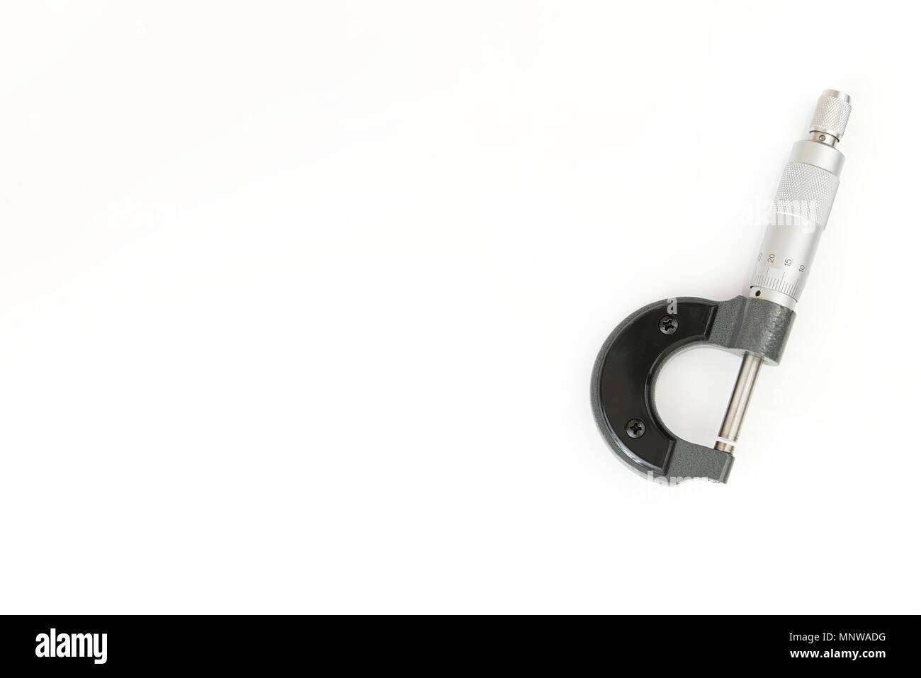 Mikrometerschraube Manometer auf einem weißen Hintergrund. Messgerät precision Stockfoto
