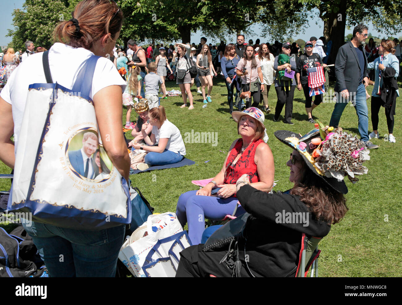 Windsor, Großbritannien. 20. Mai 2018. © Lizenziert BOWEN FOTOGRAFIE zu reichen. 19.05.2018. Windsor, Großbritannien. Die königliche Hochzeit von Meghan Markle & Prinz Harry in Windsor, Berkshire, heute. Photo Credit: RICH BOWEN Credit: Rich Bowen/Alamy leben Nachrichten Stockfoto