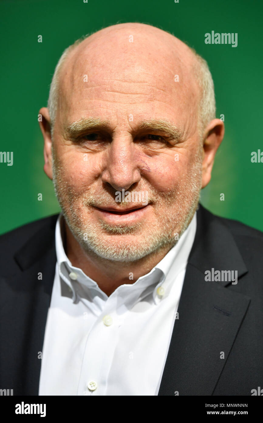 Berlin, Deutschland. 19 Mai, 2018. Dieter Hoeness (ex-Fußball pro), grünen Teppich, single Bild, Single Cut Motiv, Porträt, Porträt, Porträt. DFB-Pokal Finale FC Bayern München (M) - Eintracht Frankfurt (F) 1-3, im Olympiastadion in Berlin am 19.05.2018 | Verwendung der weltweiten Kredit: dpa/Alamy leben Nachrichten Stockfoto