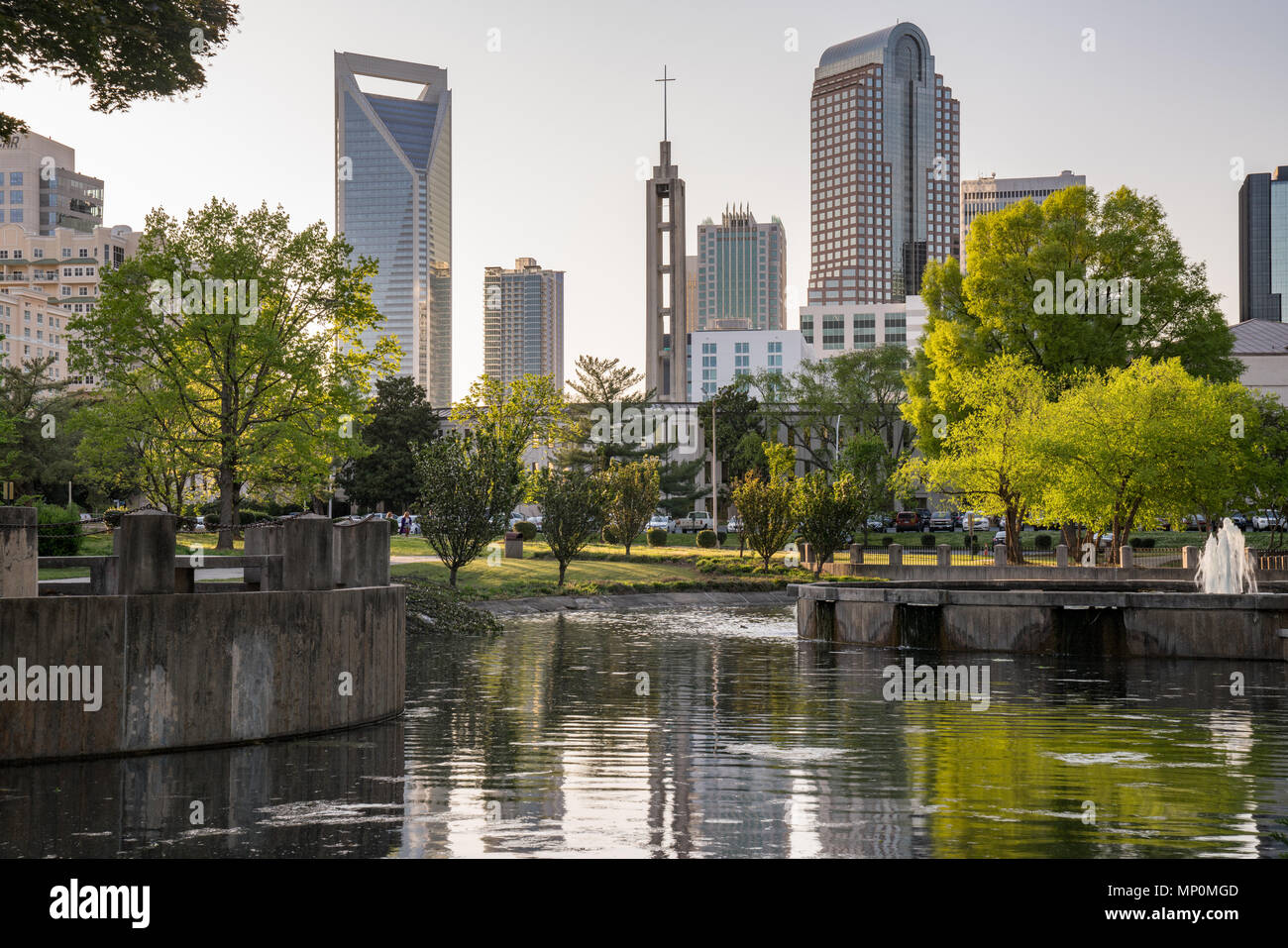 Die Skyline von Charlotte North Carolina von Marshall Park Stockfoto