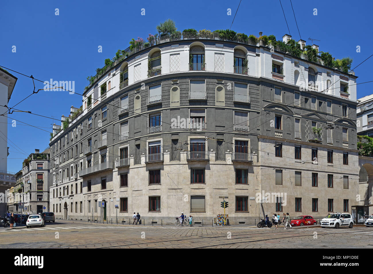 Gesamtansicht von Ca'Brutta, eine faschistische (novocentro) Wohnhaus (1919), von Giovanni Muzio, Mailand, Italien Stockfoto