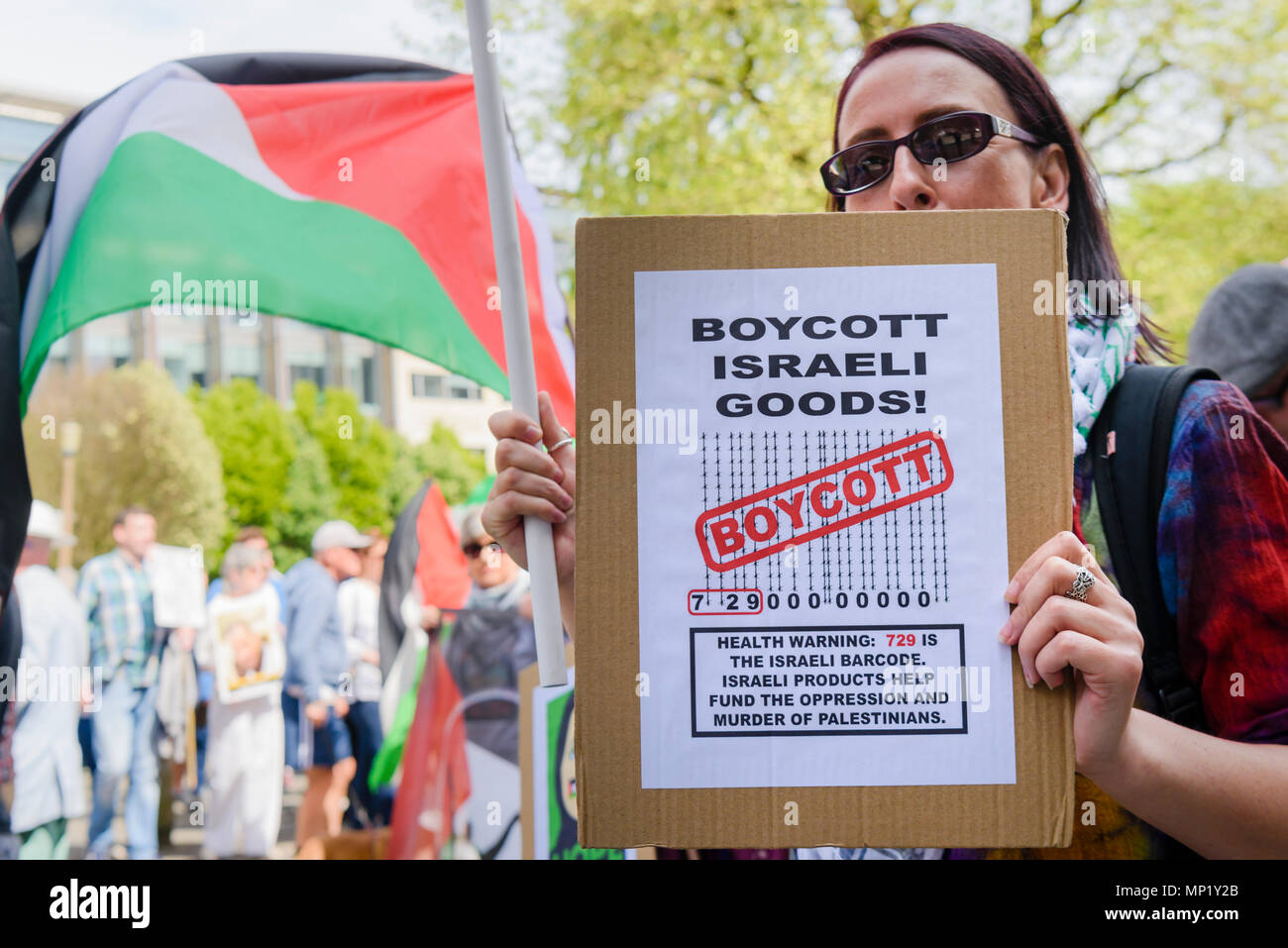 Belfast, Nordirland, 19/05/2018 - Irland Palästina Kampagne der Solidarität halten einer Demonstration gegen die Ermordung von 53 unbewaffnete Palästinenser im besetzten Israel Wer ist gegen Präsident Trump Entscheidung der Amerikanischen Botschaft in Israel zu Jerusalem bewegen protestierten. Stockfoto