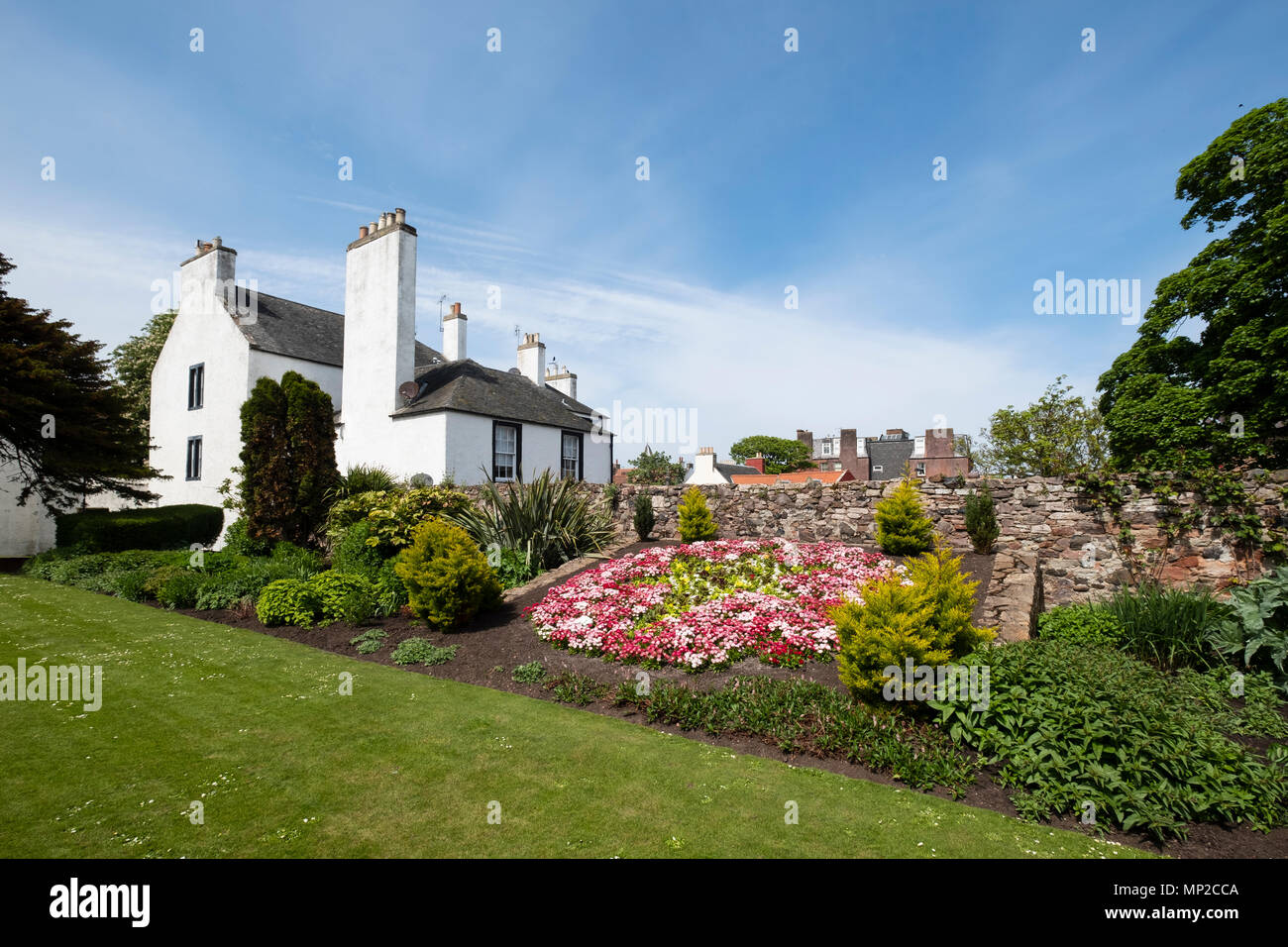 Blick auf die Gärten an der North Berwick Lodge, in East Lothian, Schottland, Vereinigtes Königreich, Großbritannien Stockfoto
