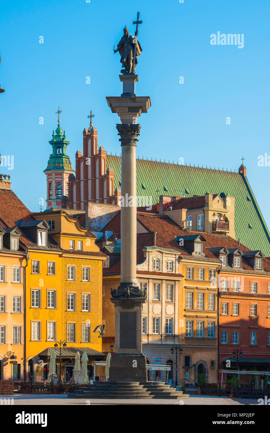 Die Warschauer Altstadt, Blick auf die rekonstruierten barocken Royal Square (Plac Zamkowy) in der historischen Altstadt - Stare Miasto - Viertel von Warschau, Polen. Stockfoto