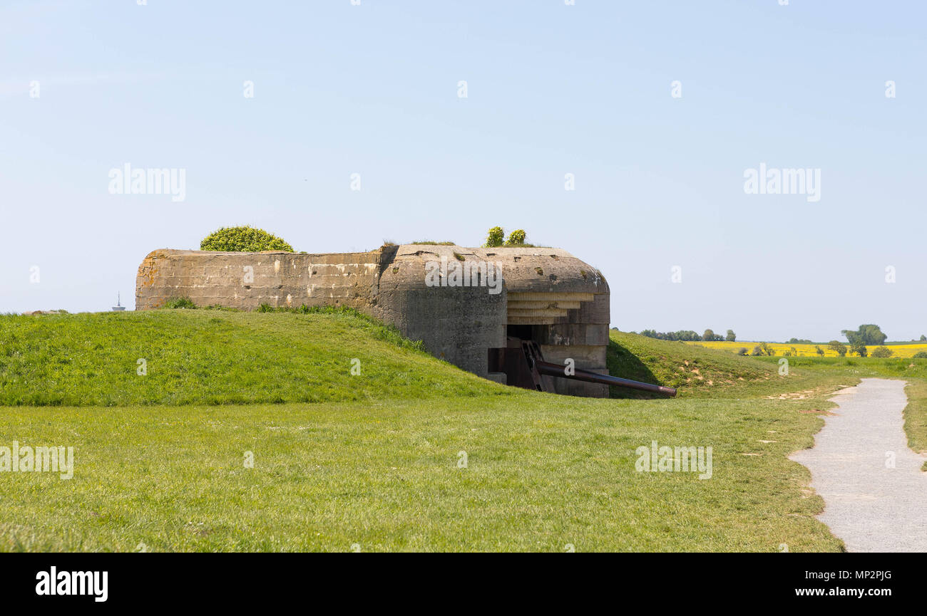 Longues-sur-Mer, Normandie, Frankreich, 15. Mai 2018, bleibt der deutschen Batterie, die am 07. Juni 1944, Bunker und Geschütze erfasst wurde Stockfoto