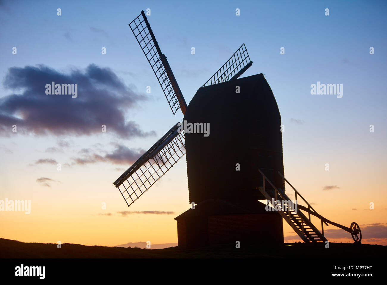 Sonnenuntergang am Brill Windmühle in Buckinghamshire Stockfoto