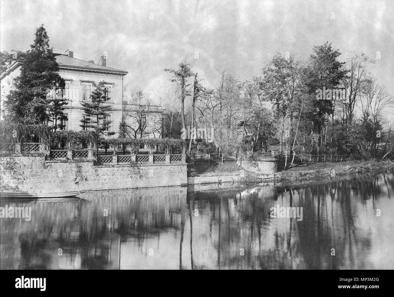 . Englisch: Plagwitz, Villa Klinger (Karl-Heine-Straße 2, auf dem Fluss Weisse Elster) Deutsch: Plagwitz, Villa Klinger (Karl-Heine-Straße 2, an der Weißen Elster). ca. 1900. Hermann Walter (1838-1909) 877 Max Klinger Villa 1900 Stockfoto