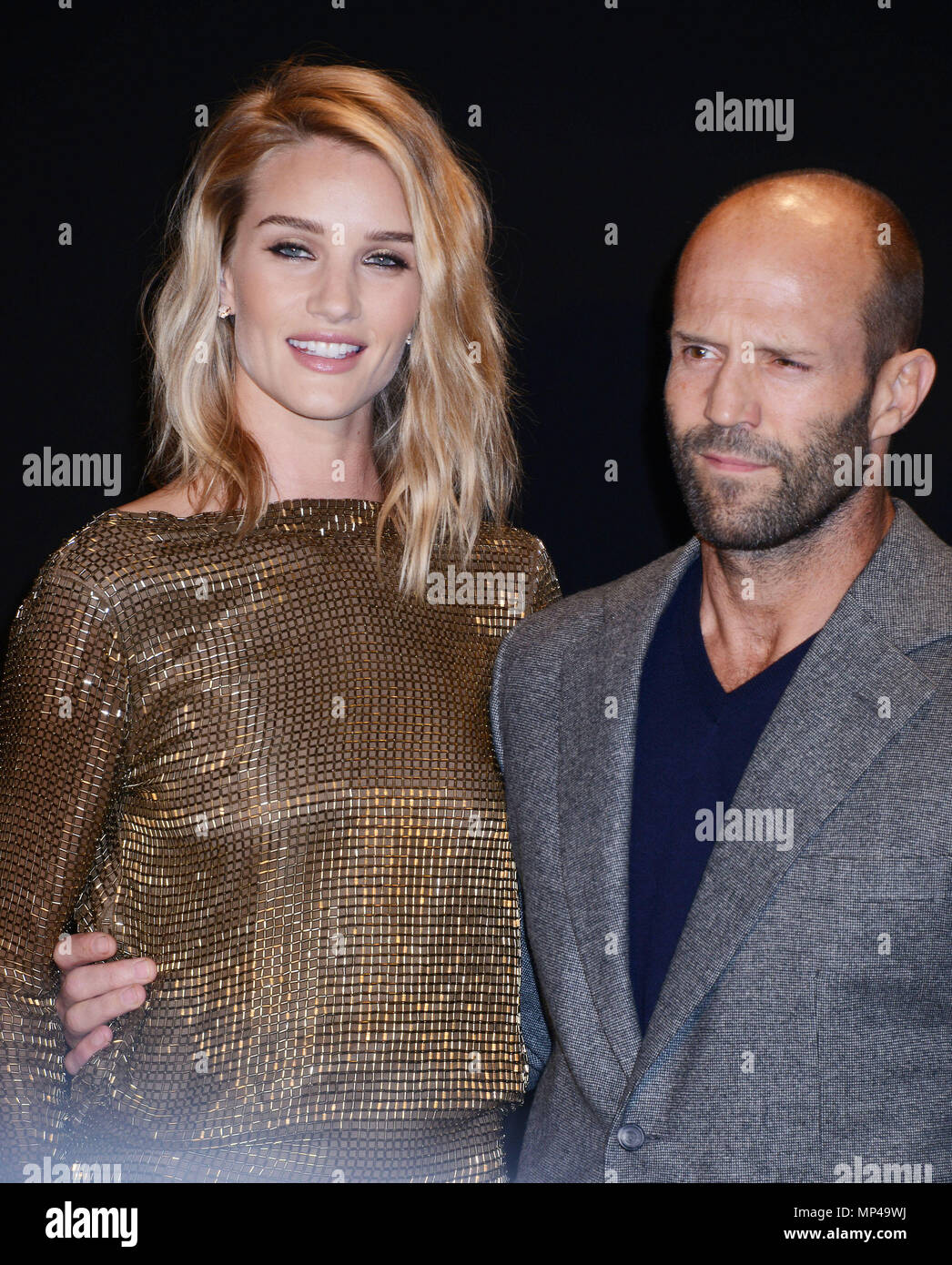 Rosie Huntington Whiteley Jason Statham 223 An Der Tom Ford Herbst Winter 2015 Sammlung Bei Der Milch Studio In Los Angeles 20 Februar 2015 Rosie Huntington Whiteley Jason Statham 223