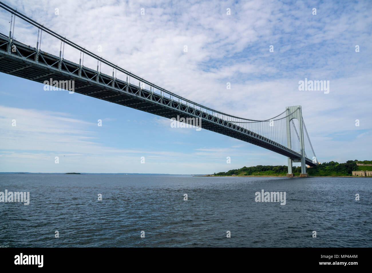 New York City Verrazano Narrows Bridge, den Hafen von New York, NY, USA Stockfoto