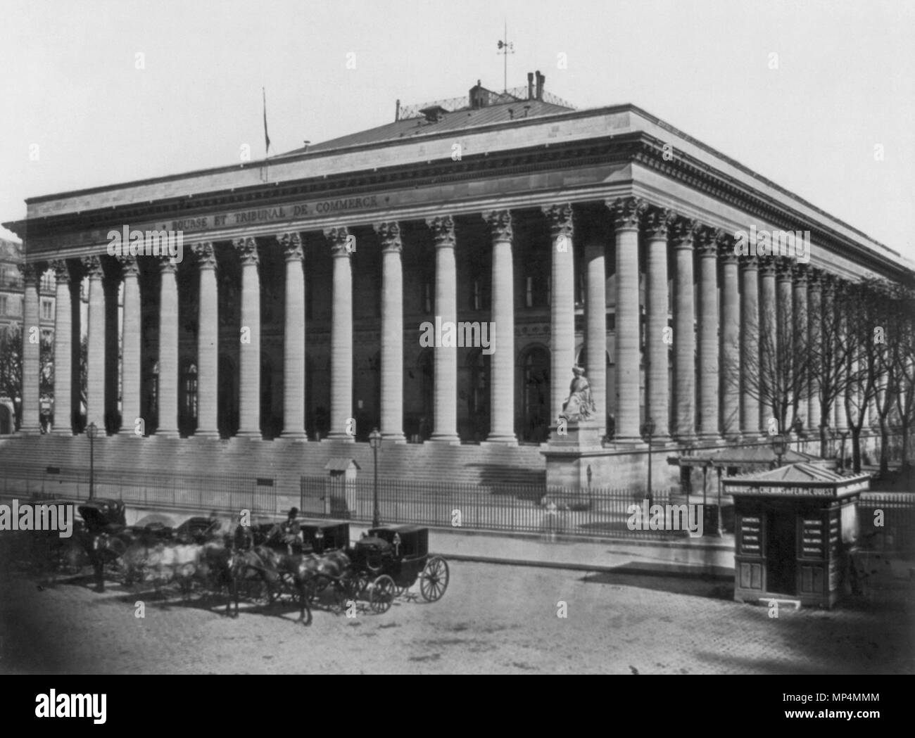 1288 Édouard Baldus, Paris. La Bourse, zwischen 1851 und 1870 Stockfoto