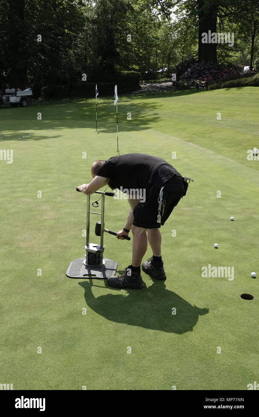 Wentworth Club, Surrey, Großbritannien. 21 Mai, 2018 Die berühmten Wentworth Club bereitet sich auf den Start des diesjährigen BMW/PGA MEISTERSCHAFT Credit: Motofoto/Alamy leben Nachrichten Stockfoto