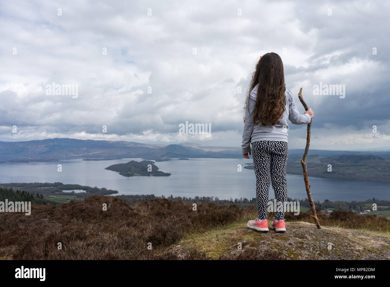 Zu Fuß durch ein schottischer Trail Stockfoto