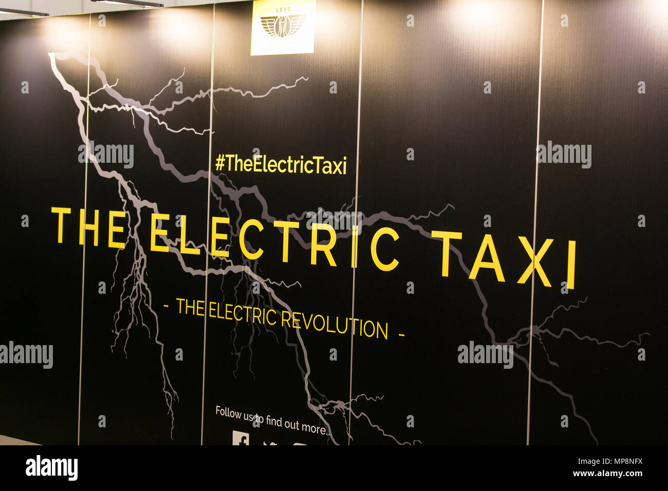 LONDON, UK, 18. MAI 2018: London Electric Vehicle Company electric Taxi am confused.com London Motor Show im Excel Convention Center. Stockfoto