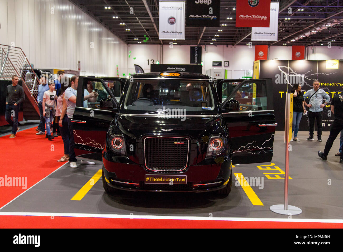 LONDON, UK, 18. MAI 2018: London Electric Vehicle Company electric Taxi am confused.com London Motor Show im Excel Convention Center. Stockfoto
