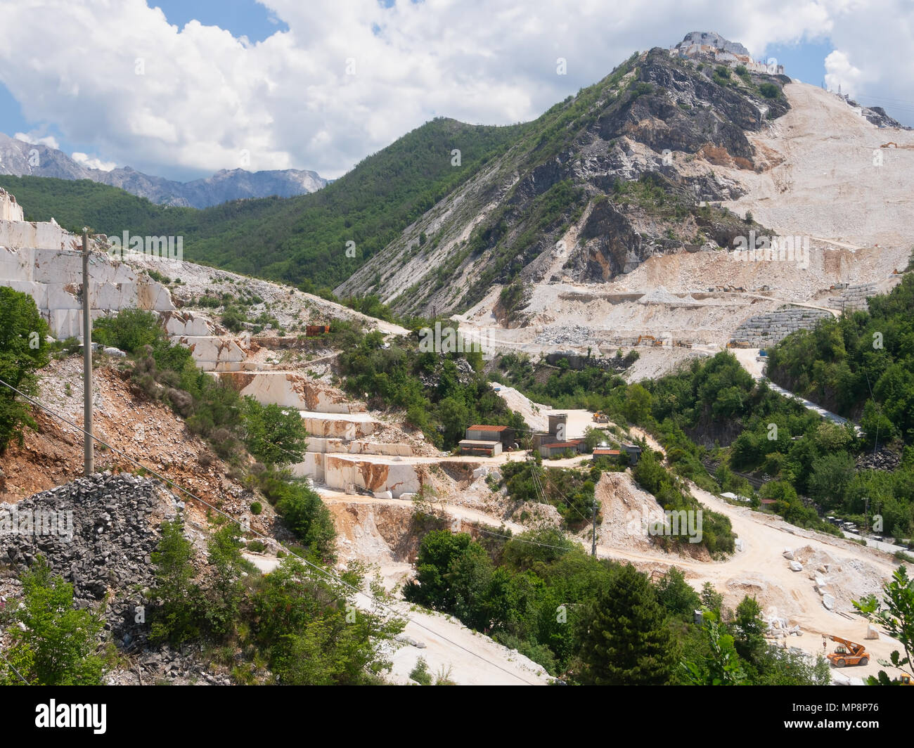 CARRARA, Italien, 20. Mai 2108: Die steinbrüche in den Apuanischen Alpen in der Nähe von Carrara, Massa Carrara Region Italiens. Stockfoto