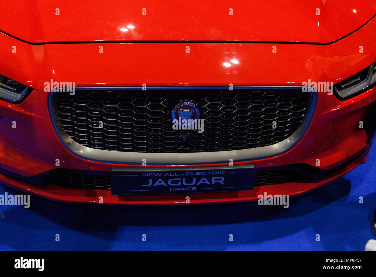 LONDON, UK, 18. MAI 2018: Jaguar iPace am confused.com London Motor Show im Excel Convention Center. Die Show ist der größte britische Automotive Stockfoto
