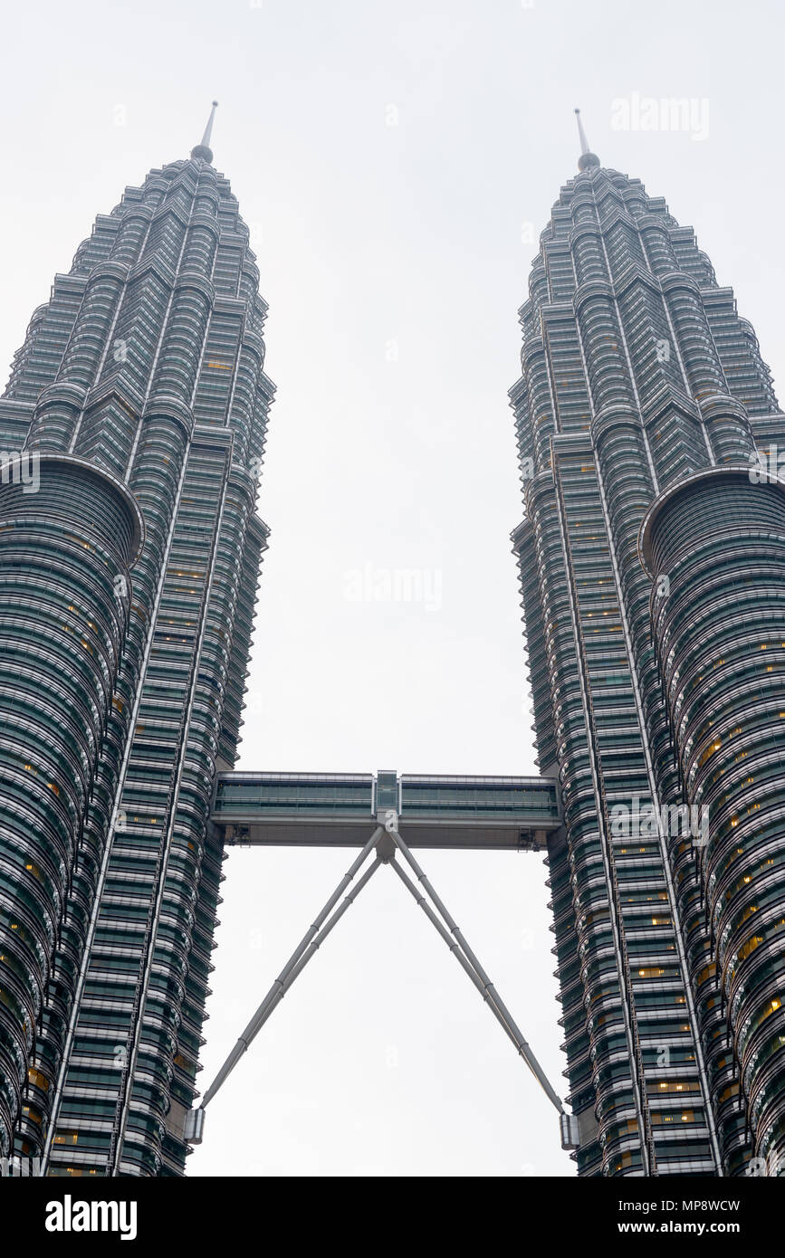 Die berühmten Petronas Towers in Kuala Lumpur, Malaysia Stockfoto