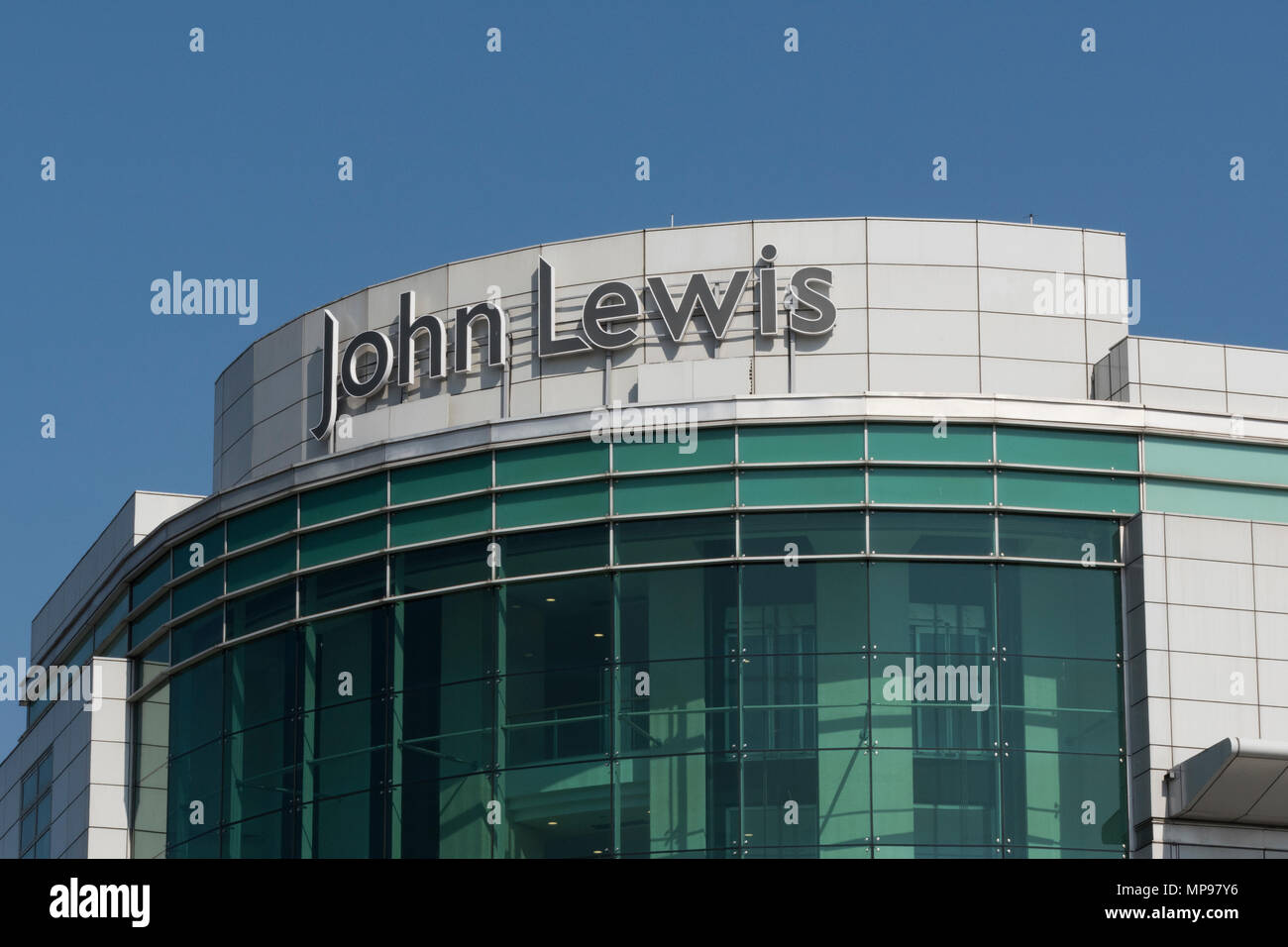 Großer Zweig der High Street Einzelhändler John Lewis im Einkaufszentrum West Quay, Southampton, England, UK. Stockfoto