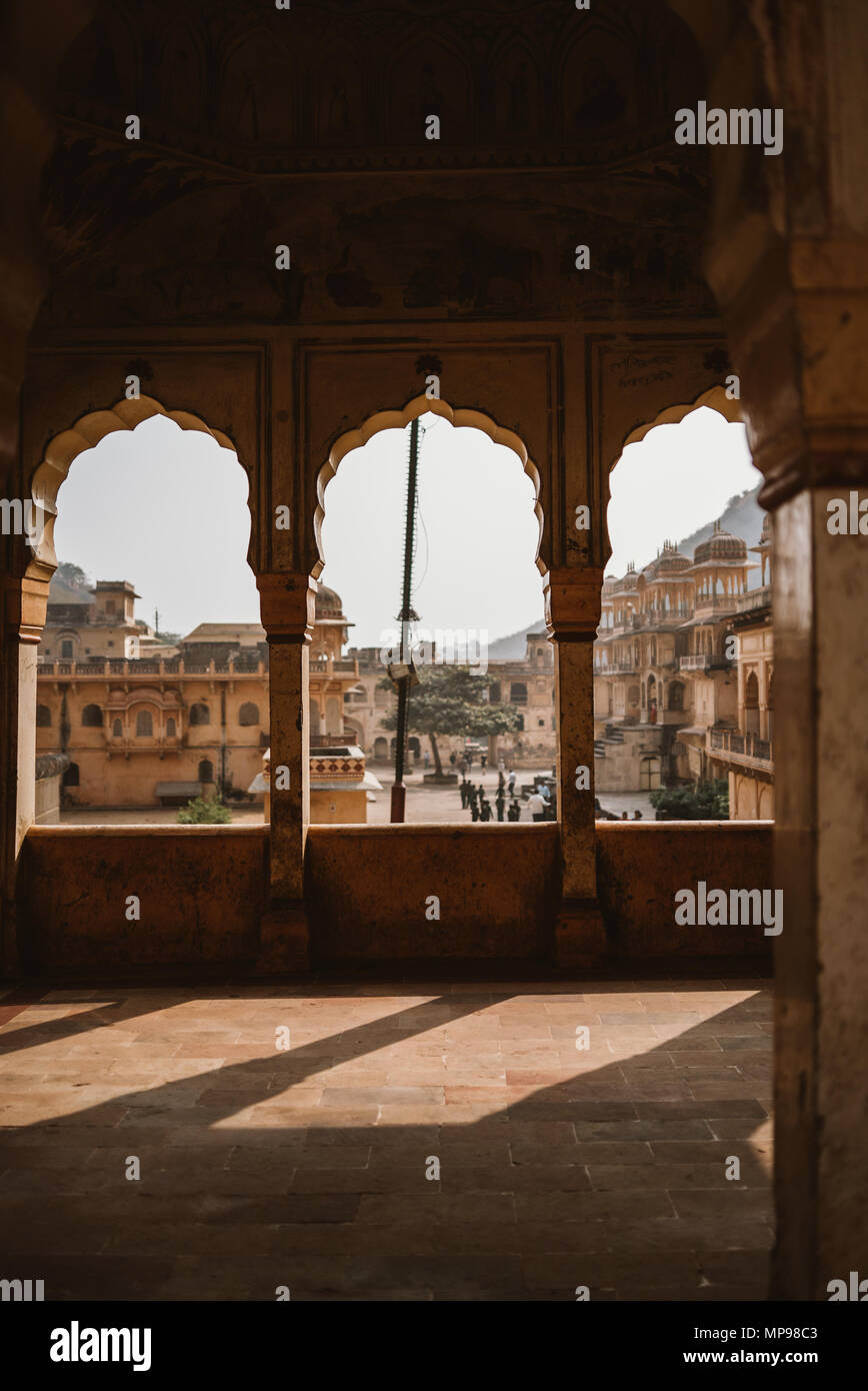 Besuchen Galta Ji, Monkey Tempel in Jaipur, Indien Stockfoto