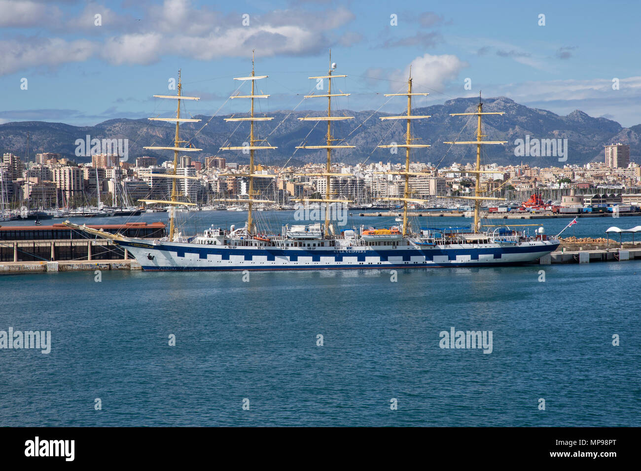 "Royal Clipper" fünf Dreimaster full-manipulierten Segelschiff von Star Clippers betrieben und Angedockten in Palma de Mallorca Stockfoto
