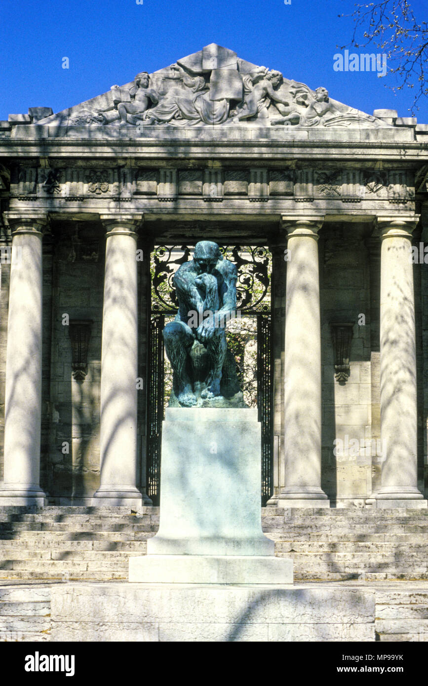 1988 historische DENKER STATUE (© 1909) Auguste Rodin RODIN MUSEUM FRANKLIN PARKWAY PHILADELPHIA PENNSYLVANIA USA Stockfoto