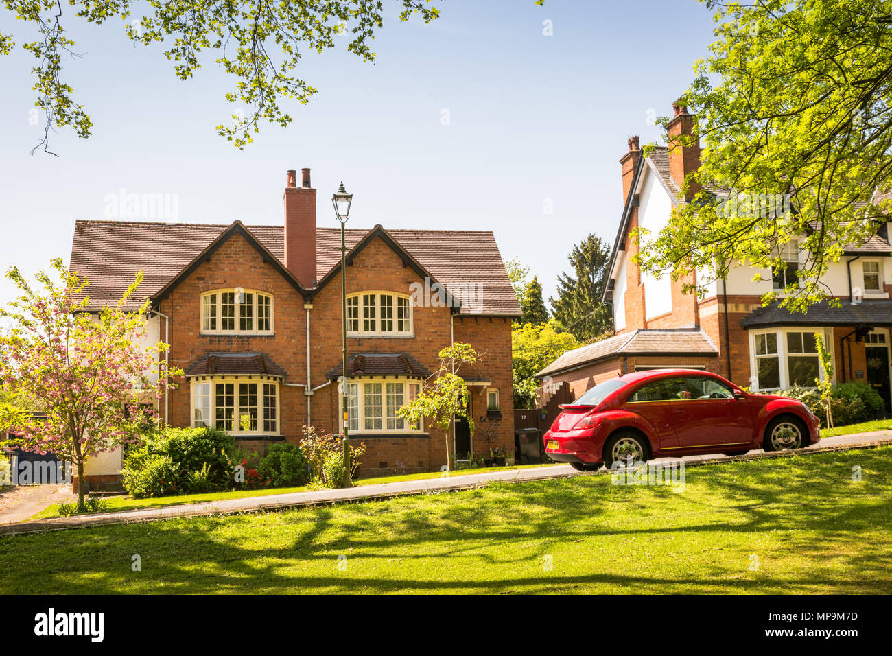 Wohneigentum in Bournville Village, Birmingham, Großbritannien Stockfoto
