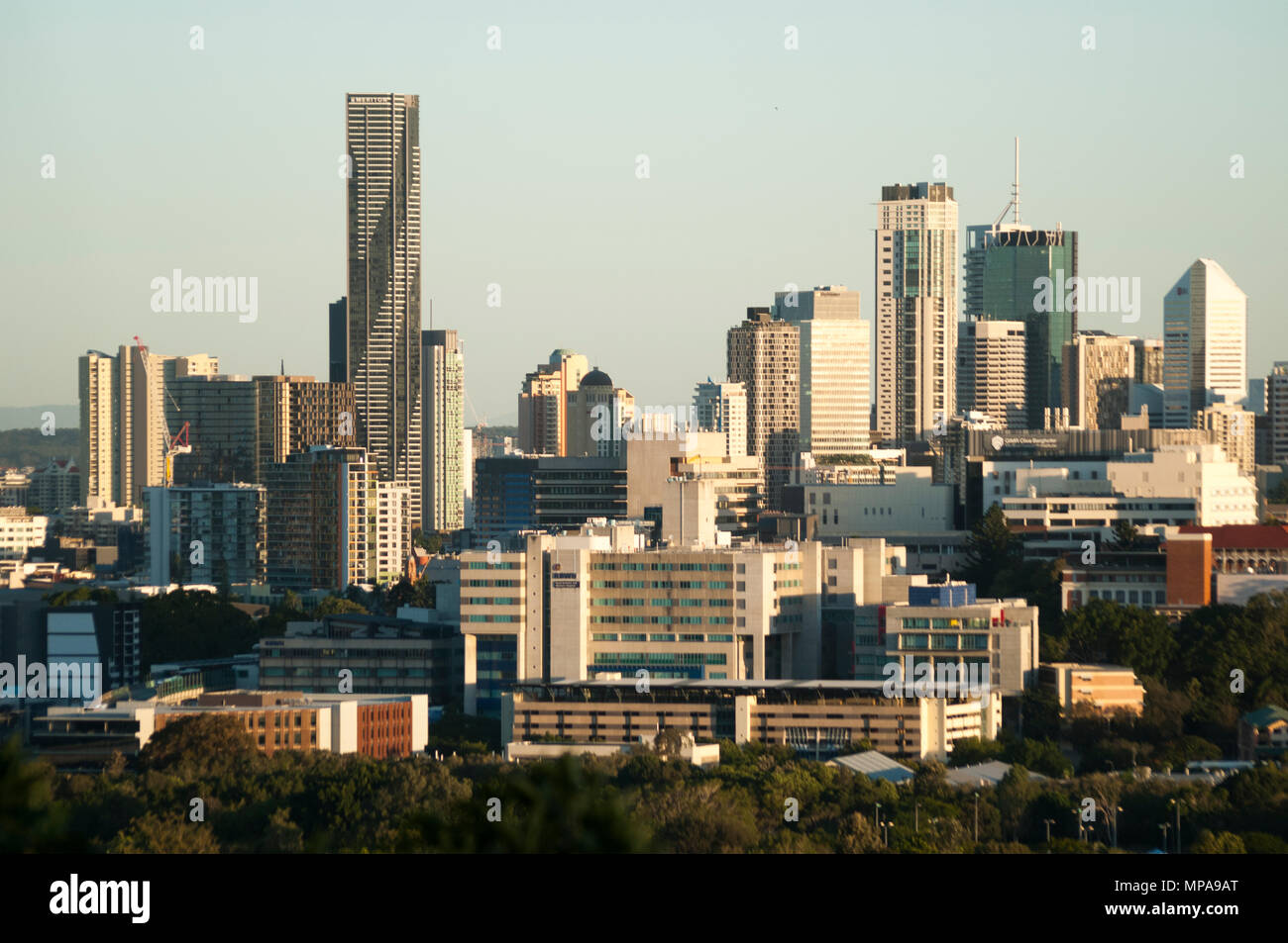 Stadt CBD skyine von Brisbane, der Hauptstadt von Queensland Eildon Hill, Windsor, Queensland, Australien Stockfoto