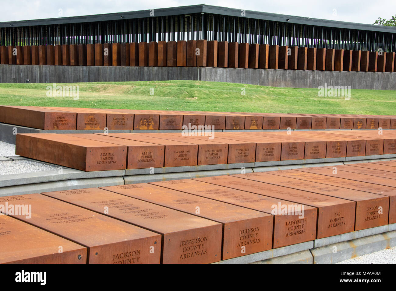 Der Nationalen Gedenkstätte für Frieden und Gerechtigkeit oder nationalen Lynchmord Memorial, Montgomery, Alabama, USA Stockfoto