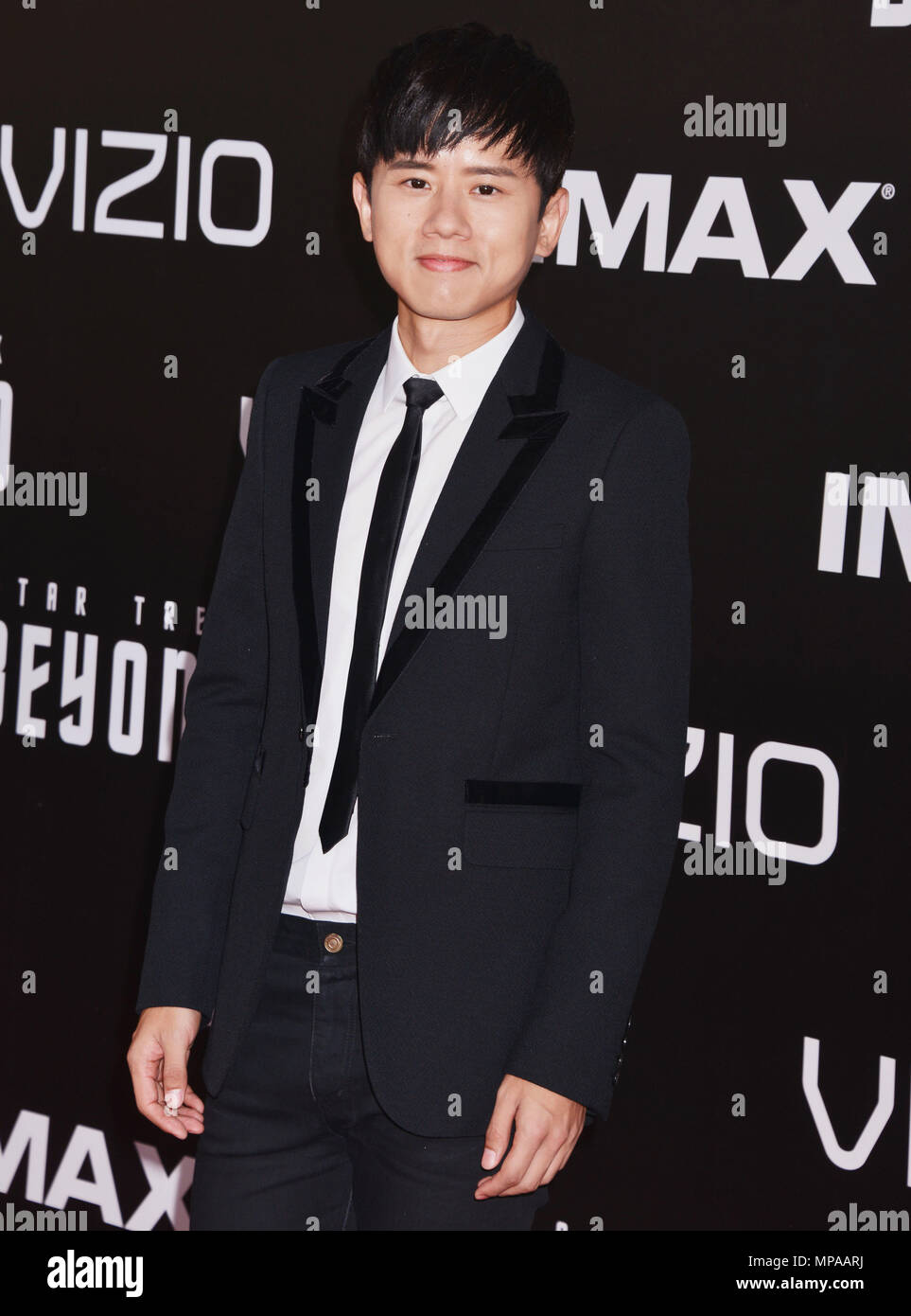 Jason Zhang086 Ankunft auf dem Star Trek über Premiere auf dem Embarcadero in San Diego Comicon (Übereinkommen), 20. Juli 2016. Jason Zhang086 - - - - - - - - - - - - - Red Carpet Event, Vertikal, USA, Filmindustrie, Prominente, Fotografie, Bestof, Kunst, Kultur und Unterhaltung, Topix Prominente Fashion/Vertikal, Besten, Event in Hollywood Leben - Kalifornien, Roter Teppich und backstage, USA, Film, Stars, Film Stars, TV Stars, Musik, Promis, Fotografie, Bestof, Kunst, Kultur und Unterhaltung, Topix, drei Viertel, vertikal, eine Person aus dem Jahr 2016, inqu Stockfoto