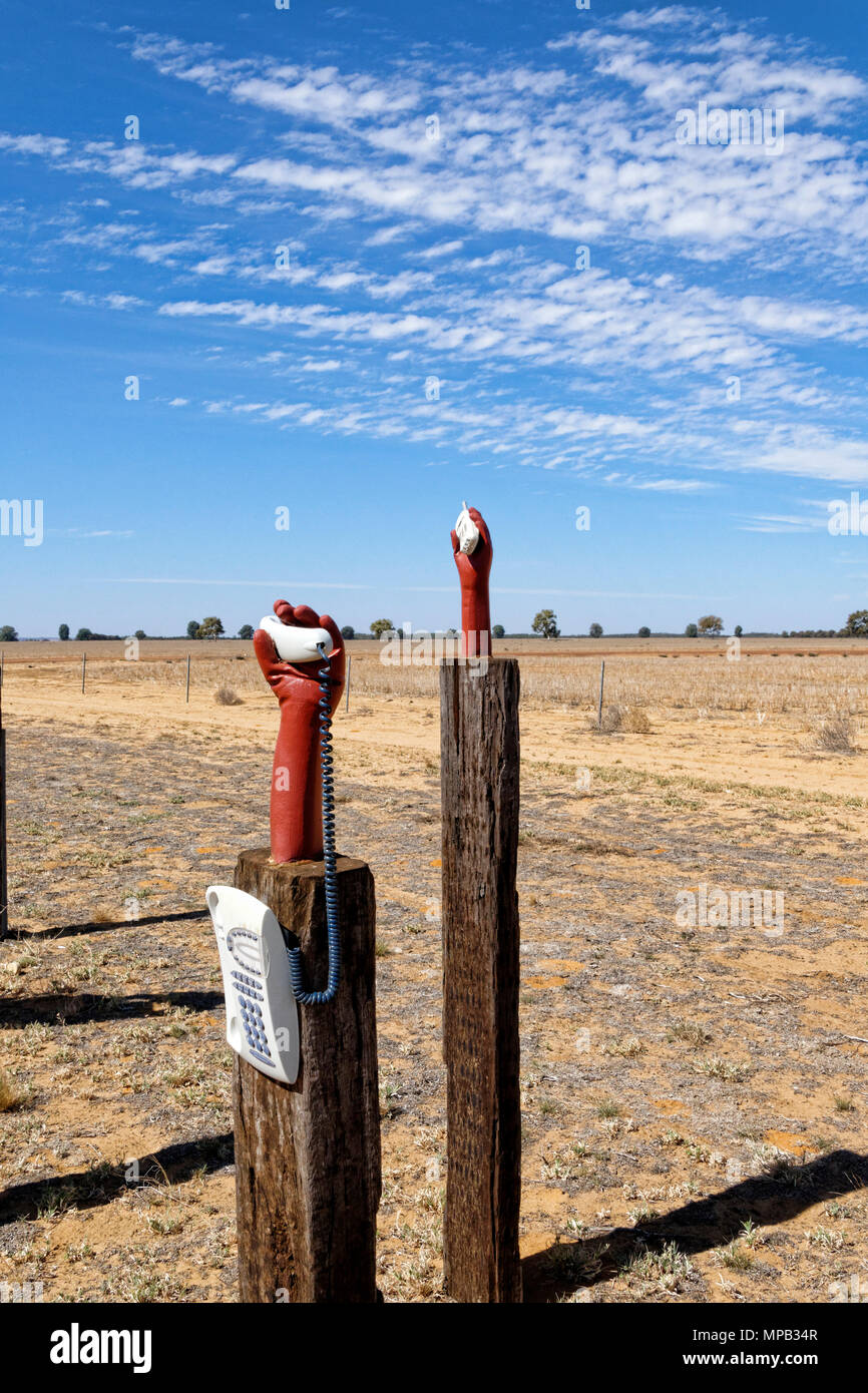 Telefon kunst Eintropfen im ländlichen Australien, Wiedergeltingen, Western Australia Stockfoto