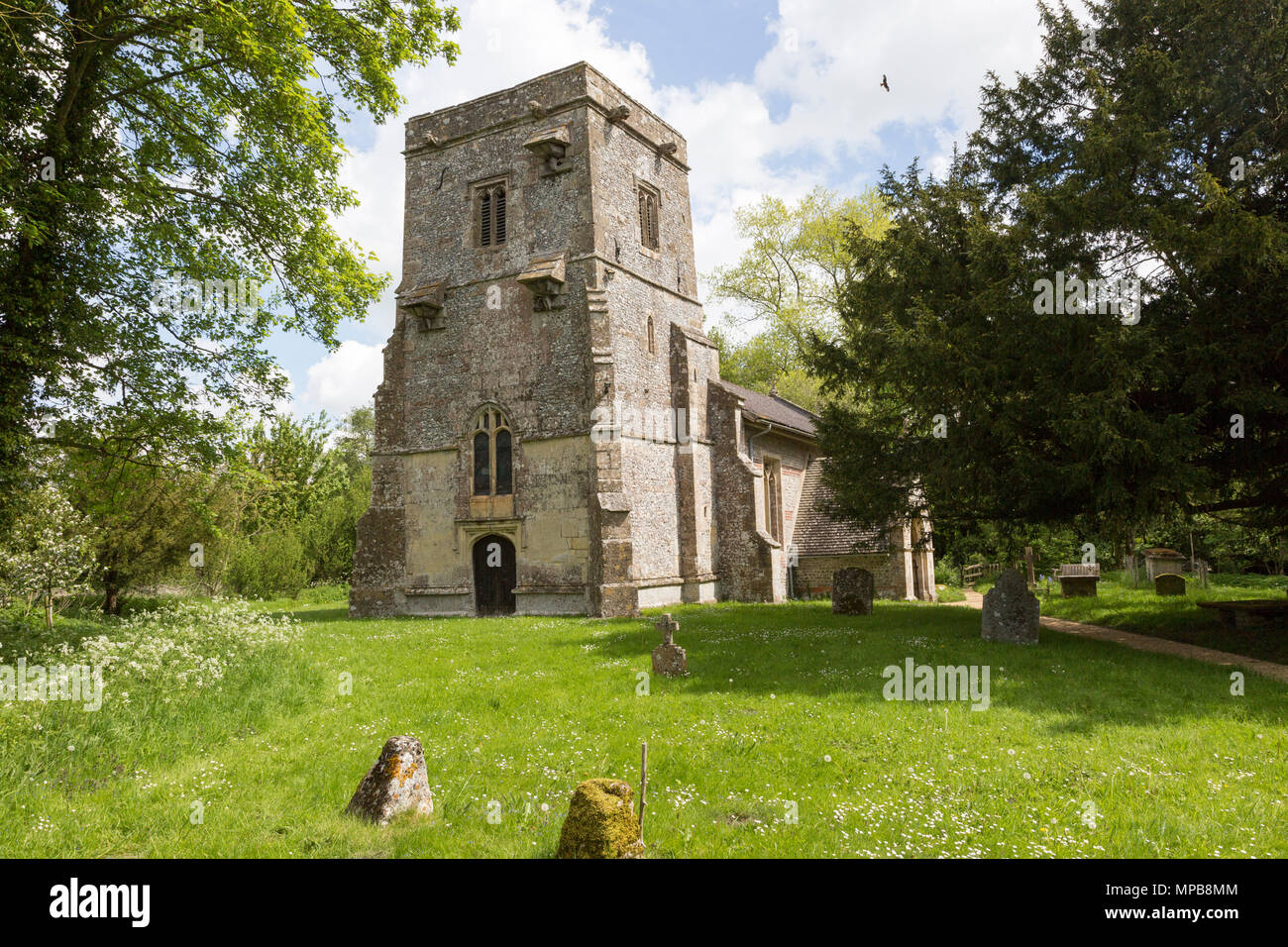 Dorfpfarrei von St James, North Newnton, Vale of Pewsey, Wiltshire, England, Großbritannien Stockfoto