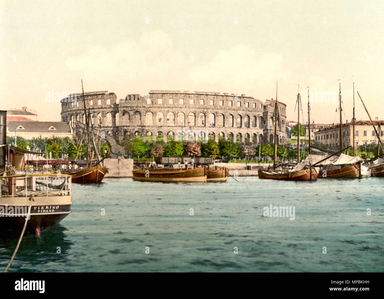 Pola, der Arena, vom Meer, Istrien, Österreich-Ungarn, ca. 1900 Stockfoto