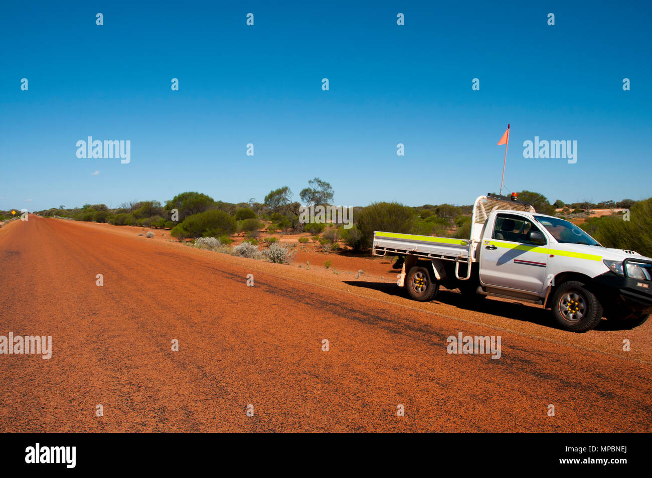 Remote Straße im Outback Stockfoto