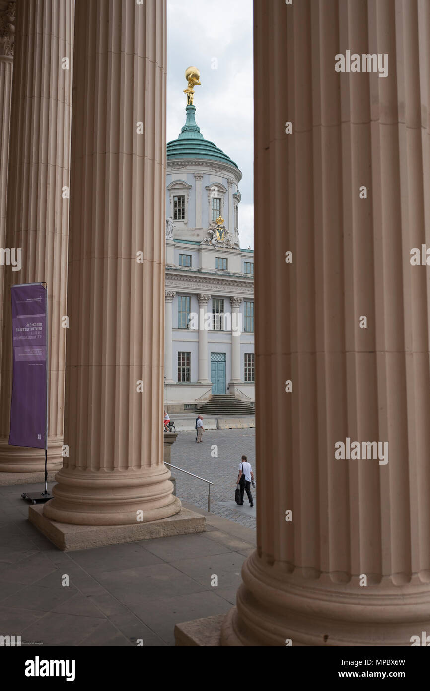 31. August 2017, Potsdam, Deutschland. Potsdam, Forum fŸr Kunst und Kunstgewerbe [Museum] im Alten Rathaus befindet sich auf dem Alten Marktplatz, © Peter SPURRIER, Stockfoto