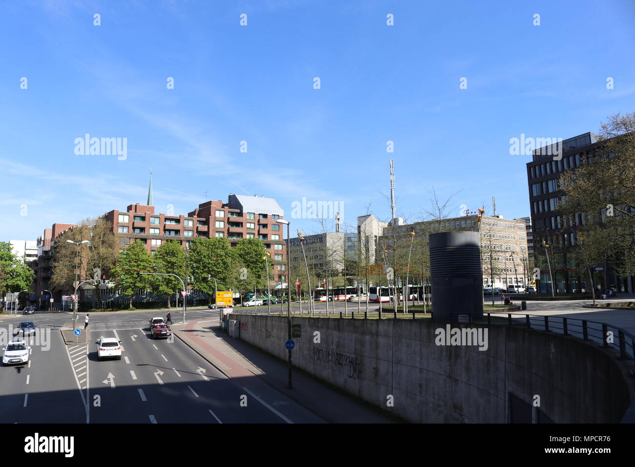 Dortmund, Ruhrgebiet, Nordrhein-Westfalen, Deutschland - 16 April 2018: Stadtmauer Ring Straße 54 Stockfoto