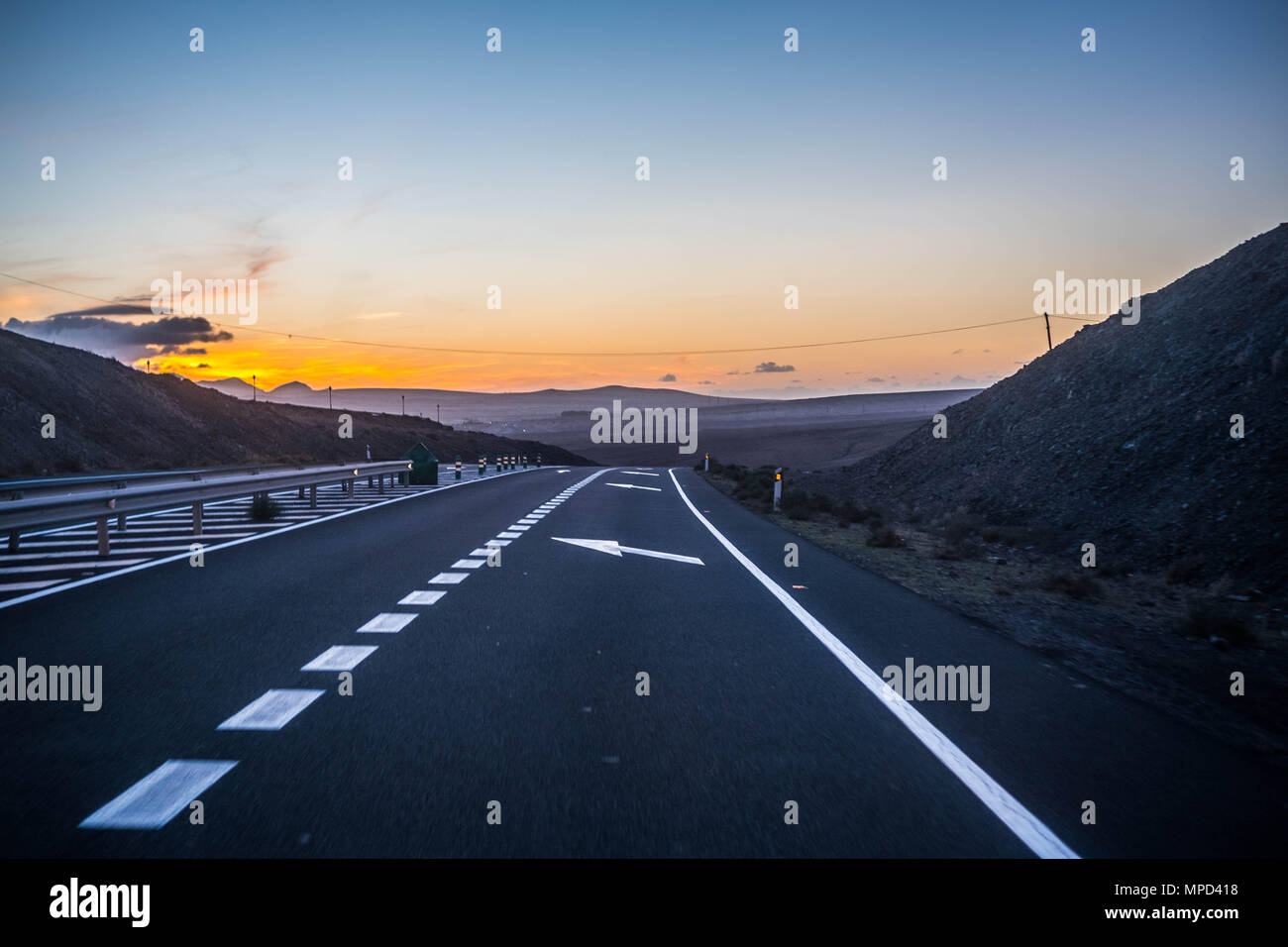 Nach Links Bewegen Stockfotos Und Bilder Kaufen Alamy