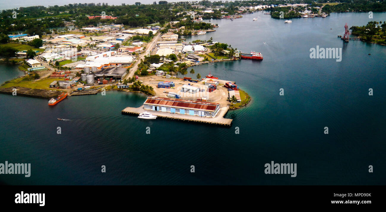 Luftaufnahme von Madang Bucht und Stadt in Papua-Neuguinea Stockfoto