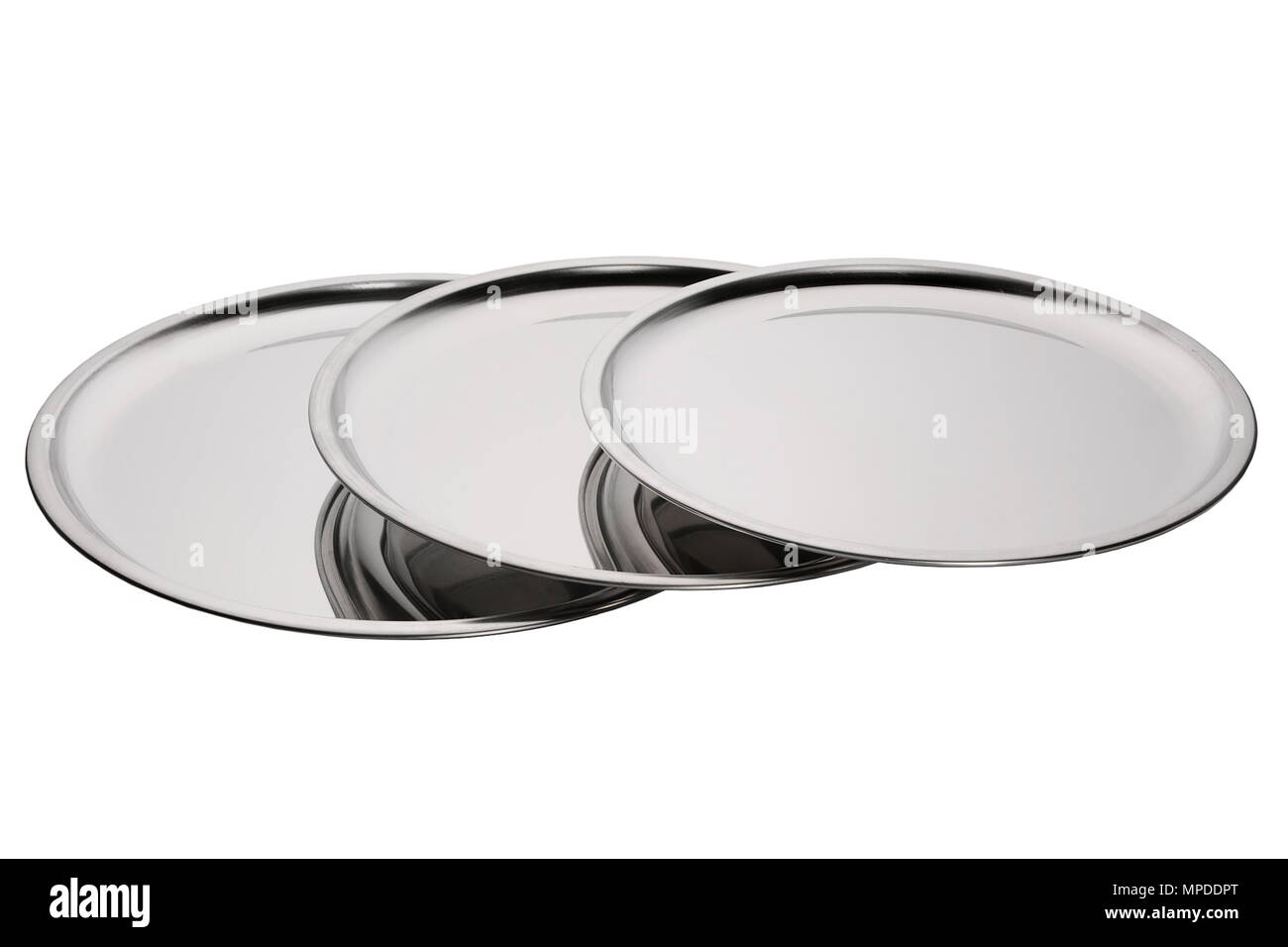 Set aus Edelstahl runden Fächer auf weißem Hintergrund. Leere silber Serviertablett Stockfoto