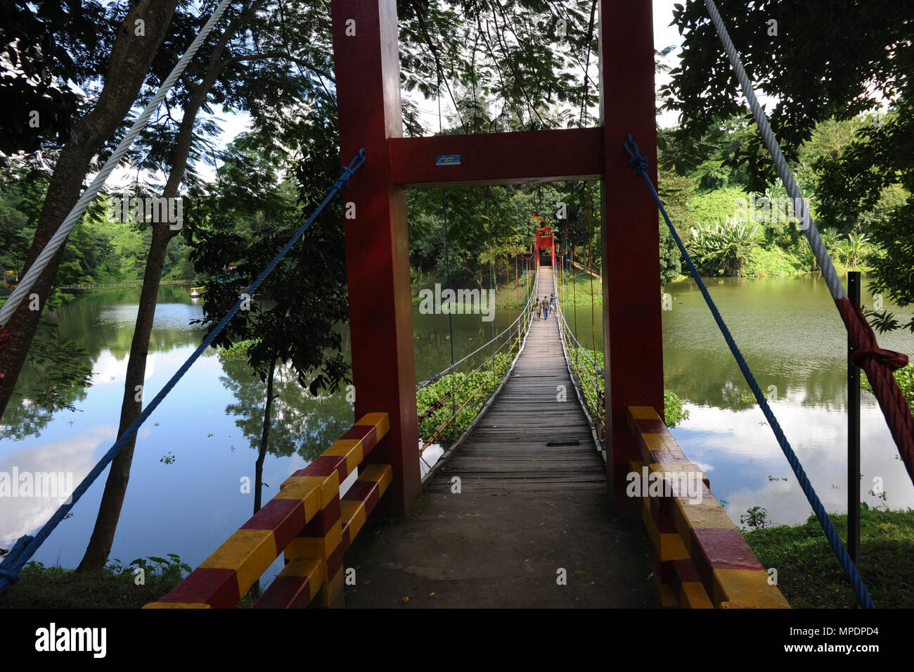 Bandarban, Bangladesch - Oktober 01, 2010: Die Hängenden Brücke an meghla in Bandarban Stadt ist als eines der attraktivsten Reiseziele angesehen Stockfoto