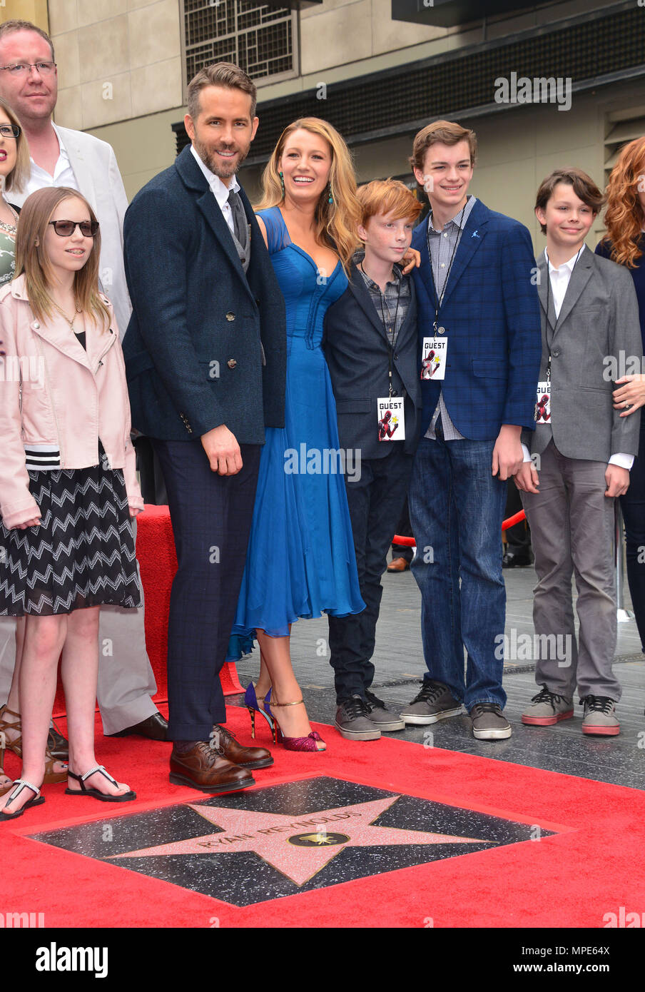 Ryan Reynolds Star 028, Blake Lively und ihre Brüder Ryan Reynolds
