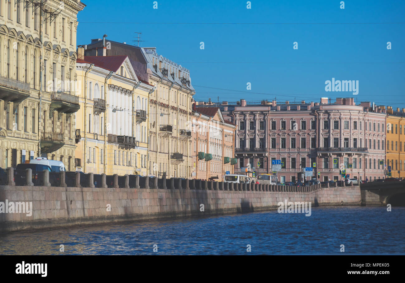 Bahndamm der Fontanka in Sankt-petersburg. Stockfoto