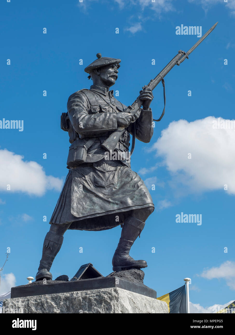 Schottische Black Watch Soldat, Statue, Soldat der Elite Bataillon der Britischen Armee, Polygon Wald, Zonnebeke Stockfoto