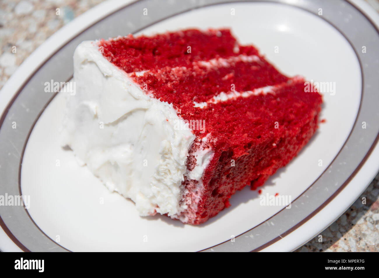 Red Velvet Cake, Derk Filet und Vine Restaurant, Montgomery, Alabama Stockfoto