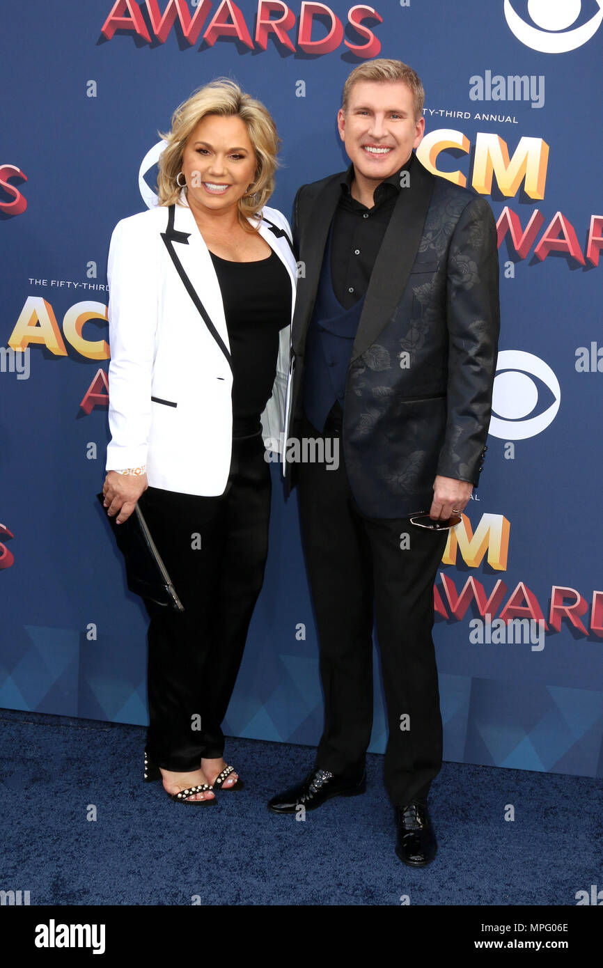 53. jährlichen Academy der Country Music Awards 2018 im MGM Grand Garden Arena im MGM Grand Hotel & Casino in Las Vegas, Nevada statt. Mit: Julie Chrisley, Todd Chrisley Wo: Las Vegas, Nevada, United States Wenn: 15 Apr 2018 Credit: Nicky Nelson/WENN.com Stockfoto