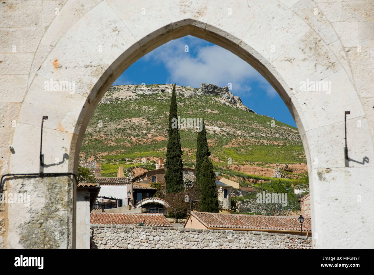 Puerta de Santa Maria, HITA, Guadalajara, Spanien. Santa Maria Tür. Stockfoto