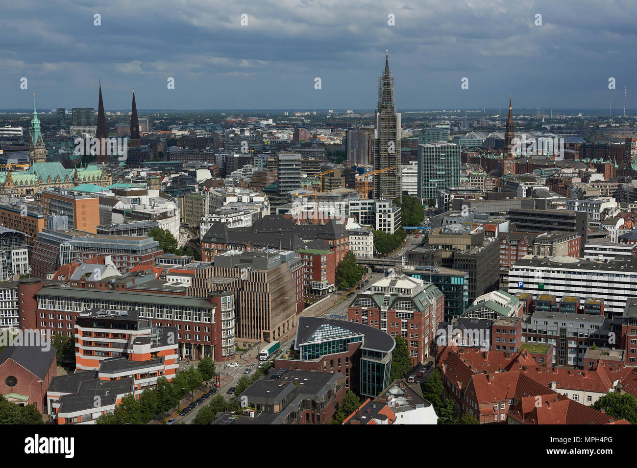 Luftbild der Hamburger City, Deutschland an einem sonnigen Tag Stockfoto