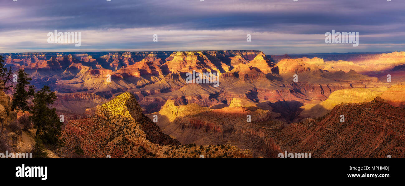 Einen malerischen Sonnenuntergang am Grand Canyon Stockfoto