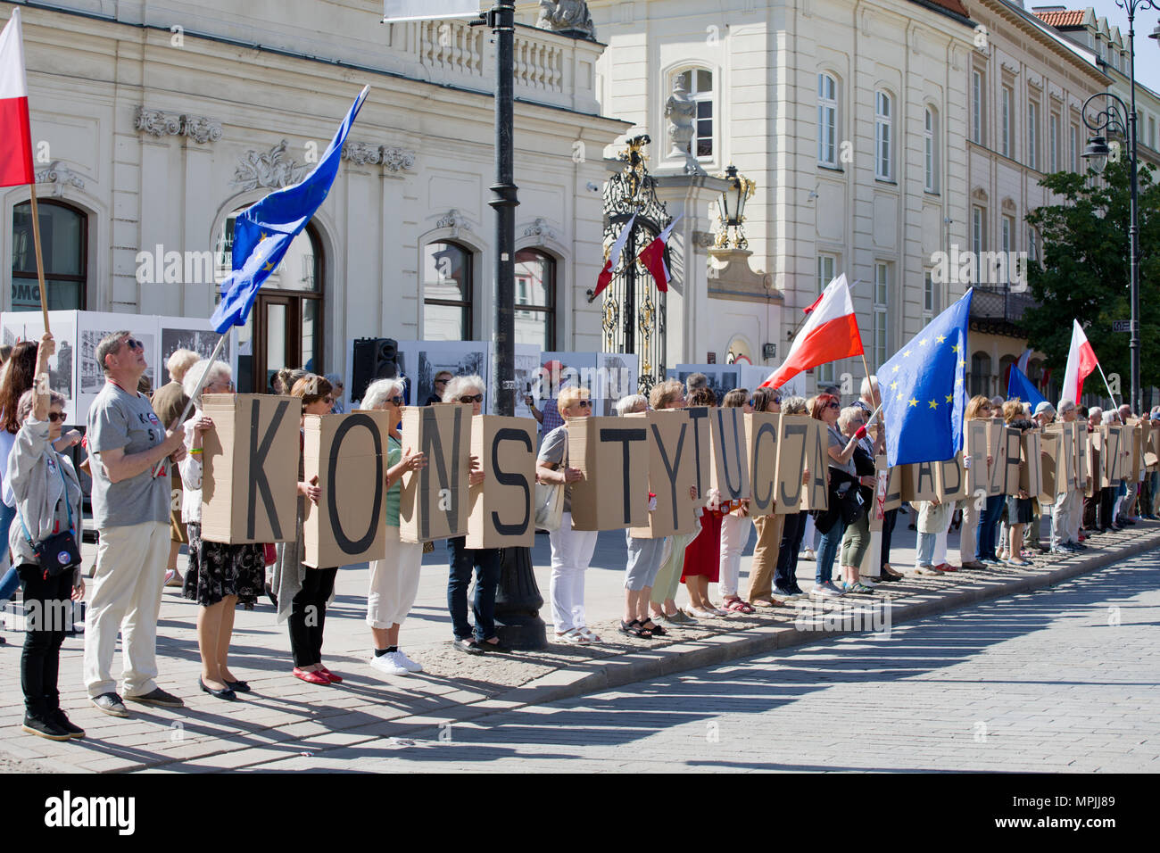 Demokratie Defense Committee - Demonstration in Warschau in der Nähe der Präsidentenpalast, 5. Mai 2018 Stockfoto