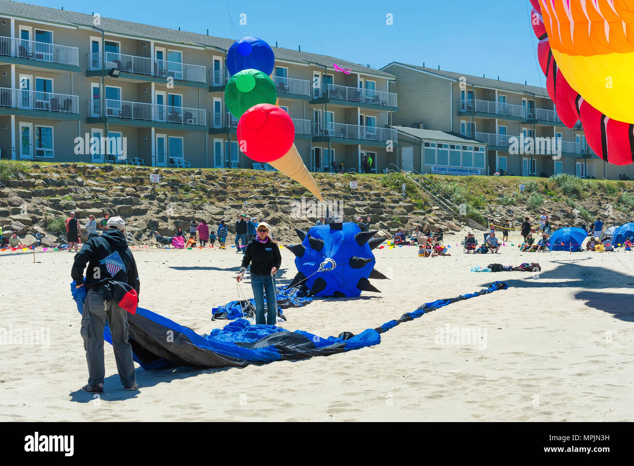 Lincoln City, Oregon, USA - Juni 26,02016: Jährliche Drachenfliegen Festival in Lincoln City an der Küste von Oregon. Stockfoto