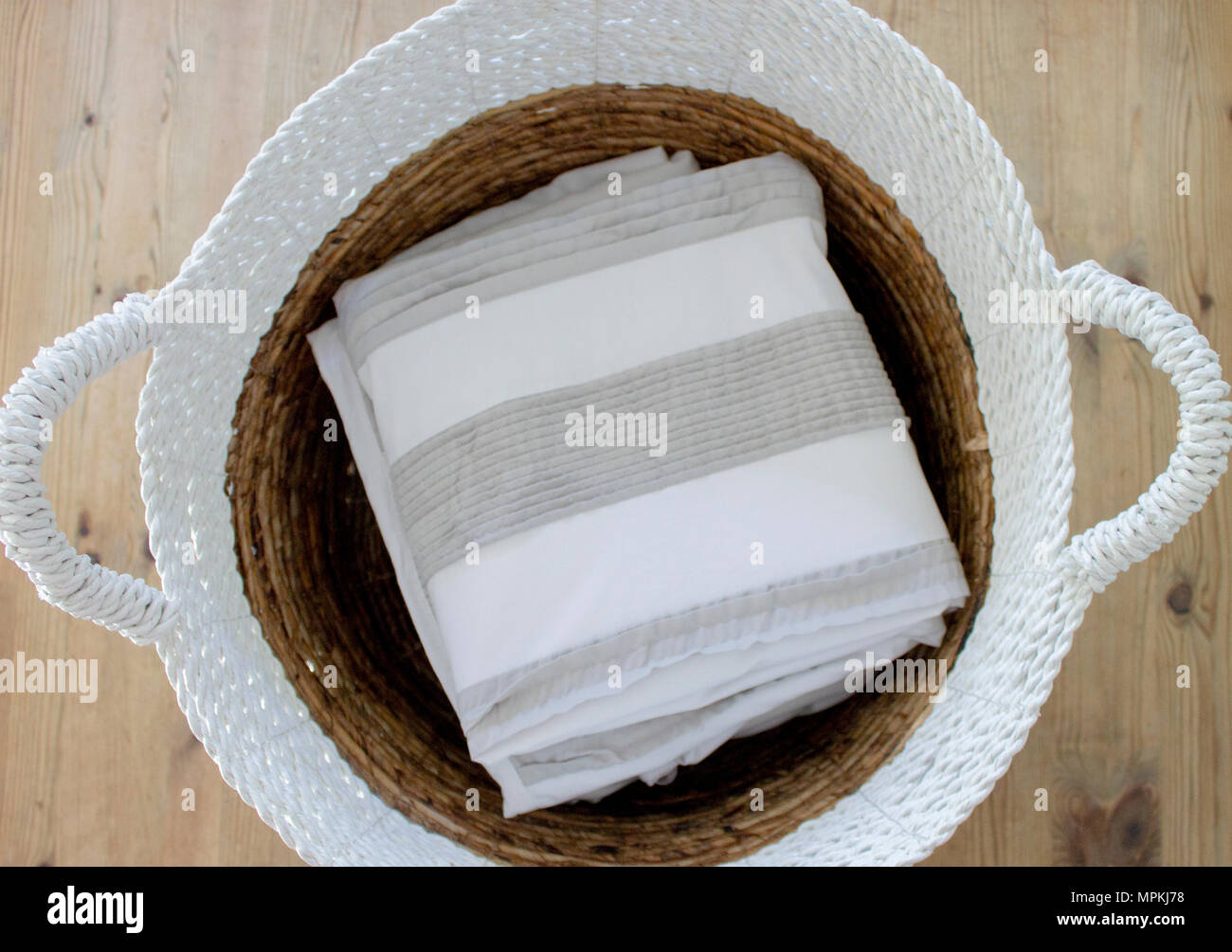 Waschen Warenkorb Stockfoto